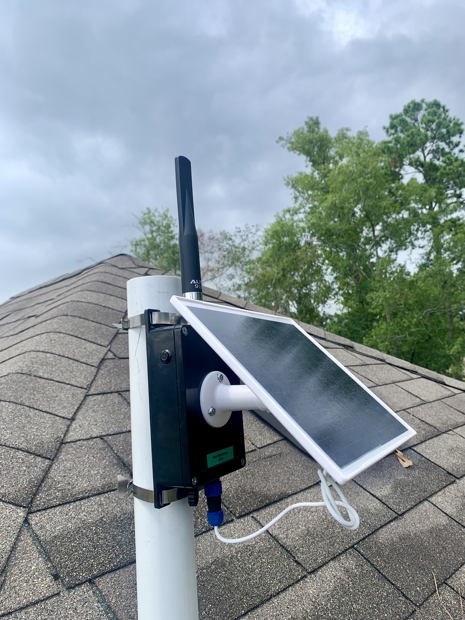 Backbone Solar Repeater